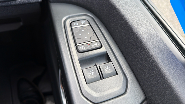 Renault Trafic Lwb Diesel LL30 Blue dCi 150 Extra [Safety] Crew Van